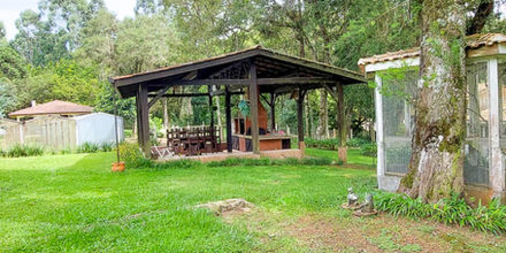 d4a8f6_c78bcc1b8cb6405ebc69739a18fe9bdcmv2