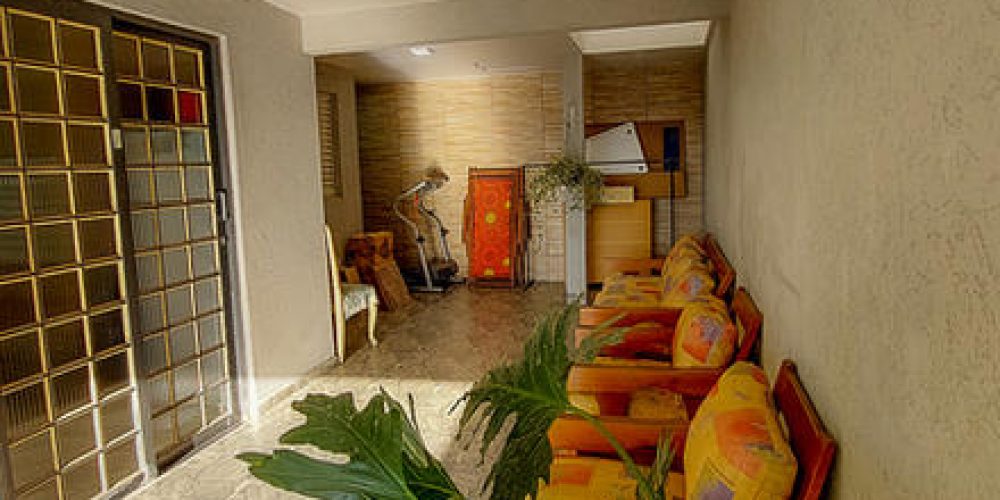 d4a8f6_f7f26c0ad5714609a164d349ef823dcamv2